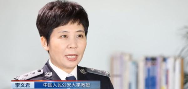 他们花上百万囤积“胶囊”并高价贩卖，因涉嫌贩卖毒品获刑