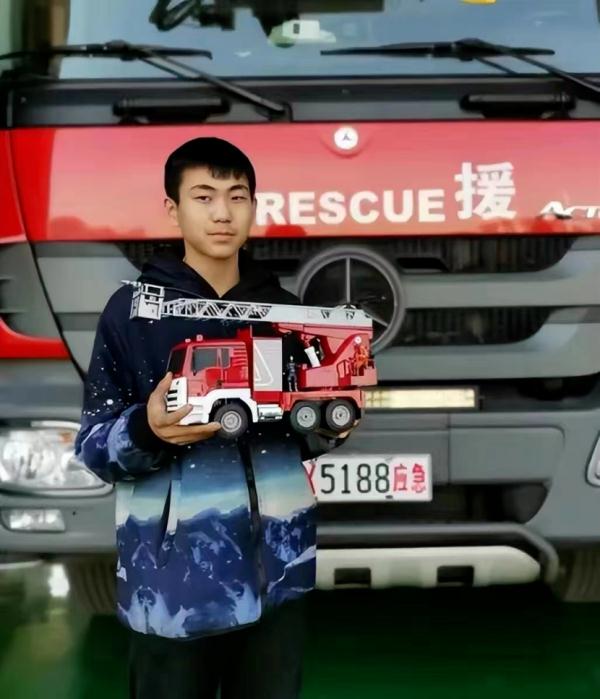 “狂飙”少年，受到表彰！