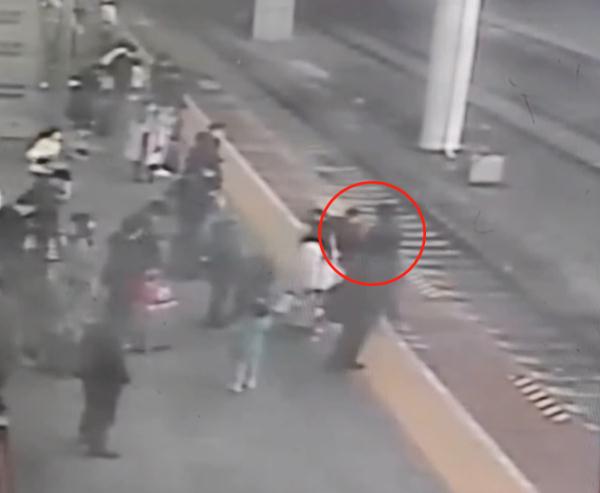 5秒！紧急“拦截”！