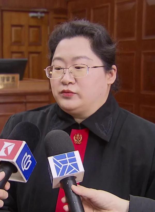 女子送“毛孩子”治病!医院演示喂药时,把“毛孩子”喂死了…… 女子送“毛孩子”治病!医院演示喂药时,把“毛孩子”喂死了……