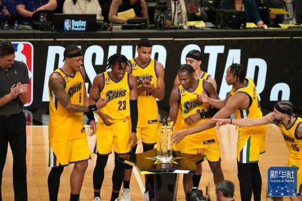 NBA全明星｜新秀赛：加索尔队夺冠