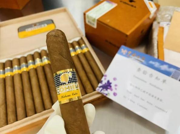 案值超200万元!南京海关查获雪茄走私案 案值超200万元!南京海关查获雪茄走私案