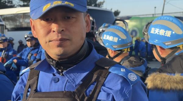 土耳其救援日记|跨越16000多里的逆行，泪水终将在废墟中开出鲜花……