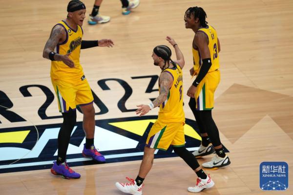 NBA全明星｜新秀赛：加索尔队夺冠