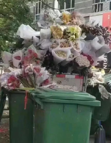 8岁女孩情人节被同学送2万元项链,有效吗?读懂赠与行为真实含义 8岁女孩情人节被同学送2万元项链,有效吗?读懂赠与行为真实含义