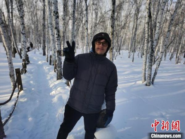 特写: 白桦林中的台湾学子：相信惊喜与美好