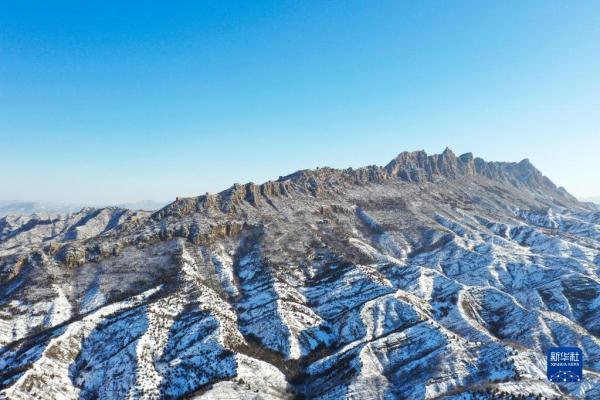 美丽中国丨当雄伟长城遇上皑皑白雪——长城展开水墨画卷