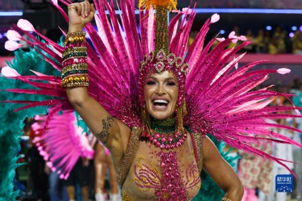 2023年巴西里约狂欢节桑巴巡演开始