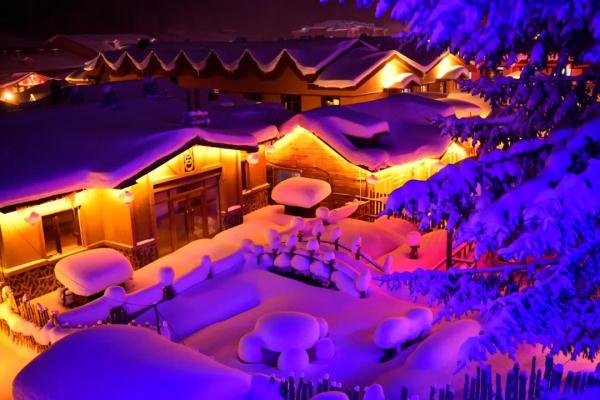 热度不减！雪乡景区依然沸腾