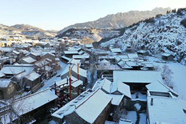 水镇雪韵