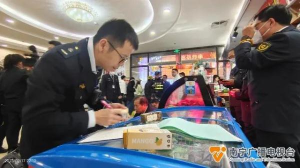 “奶茶杯”“可乐罐”……这类商品,别碰! “奶茶杯”“可乐罐”……这类商品,别碰!