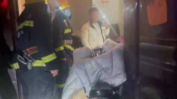 罚！男子酒后“随手”打个电话，拘留14天！