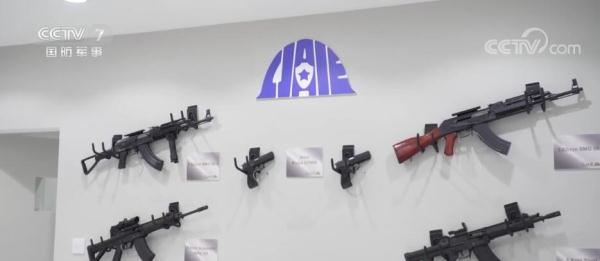 "中国军工"亮相国际防务展 新一代轻武器首度公开