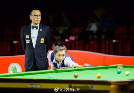 白雨露首次亮相女子斯诺克巡回赛