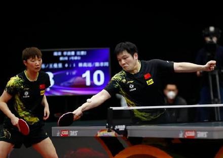 林高远/陈幸同3比1力克樊振东/王曼昱，挺进混双决赛