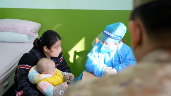 “只要小莹莹需要，我随叫随到！”