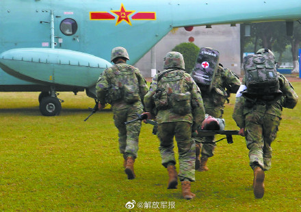 影像!直击海军陆战队某旅跨昼夜演练 影像!直击海军陆战队某旅跨昼夜演练