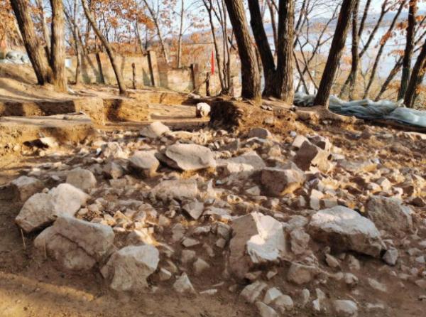 解码乌苏里江畔小南山遗址 解码乌苏里江畔小南山遗址