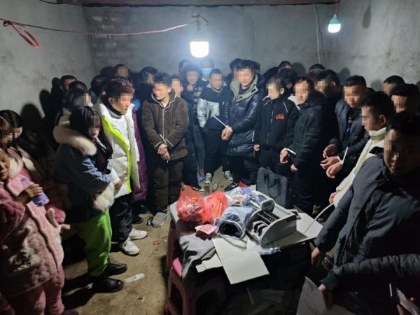 2102人落网！武汉警方利剑出鞘 捣毁赌博团伙36个