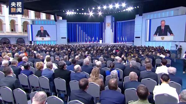 俄罗斯总统普京宣布:暂停参与!美方回应 俄罗斯总统普京宣布:暂停参与!美方回应