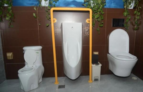 【便民】适老适幼、提供免费厕纸……上海环卫公厕不断提升服务能级 【便民】适老适幼、提供免费厕纸……上海环卫公厕不断提升服务能级