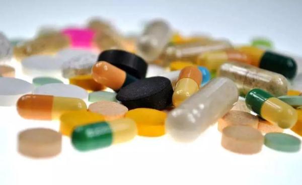 白细胞为0，血小板剩1/10，老人这个举动很危险！