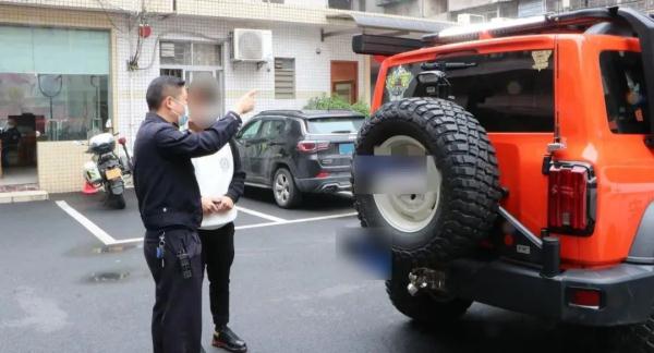 好端端地行驶在路上,突然出现一道强光“亮瞎眼”…… 好端端地行驶在路上,突然出现一道强光“亮瞎眼”……