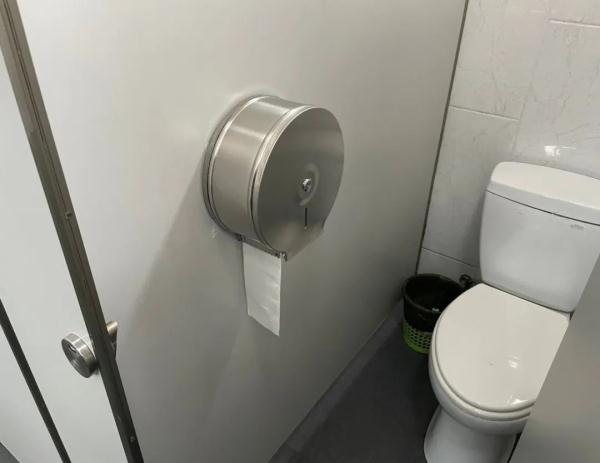 【便民】适老适幼、提供免费厕纸……上海环卫公厕不断提升服务能级 【便民】适老适幼、提供免费厕纸……上海环卫公厕不断提升服务能级