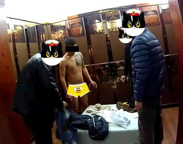 偷了保险箱潜逃！警方千里追踪……