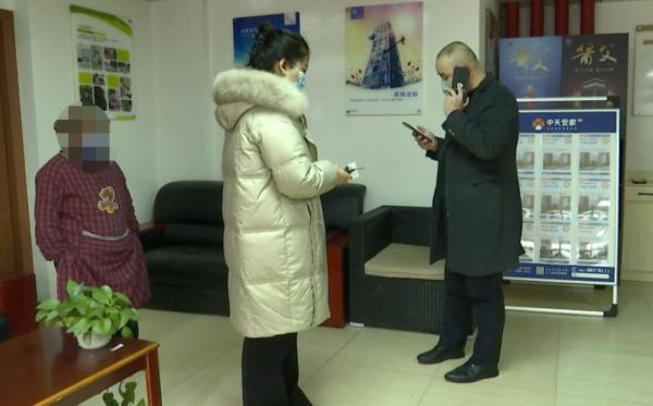 家里灰尘满天飞，业主投诉楼上装修太扰民？真实情况竟是……