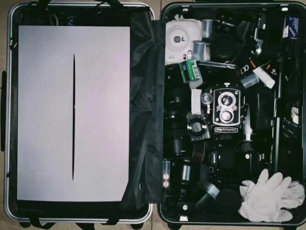 有一种行李箱叫“爸妈觉得还能塞……” 有一种行李箱叫“爸妈觉得还能塞……”