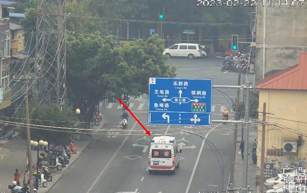 紧急16分钟！柳州街头这一幕！全网点赞