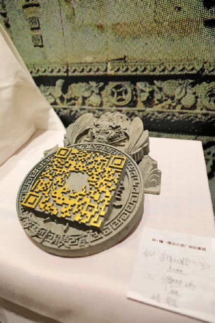 佛山砖雕历史悠久,始于宋代,在明清时期发展到鼎盛期 佛山砖雕历史悠久,始于宋代,在明清时期发展到鼎盛期