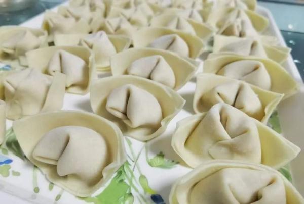春季必吃的“奢侈品”，一斤128元，刀鱼馄饨有多贵？