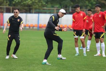 解读国足换新帅：扬科维奇优势是非常熟悉中国球员