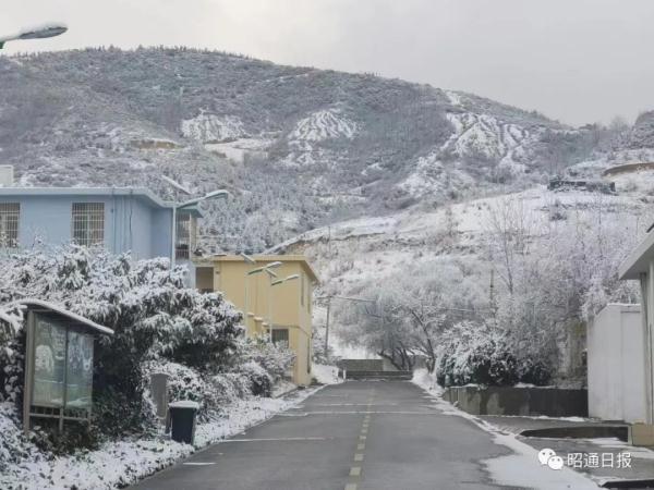 昆明下雪了！云南多地加入下雪“群聊”