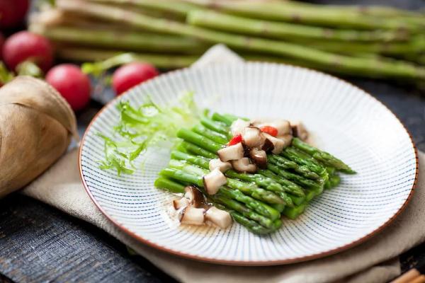 买芦笋别只会看粗细！这3点也非常重要！
