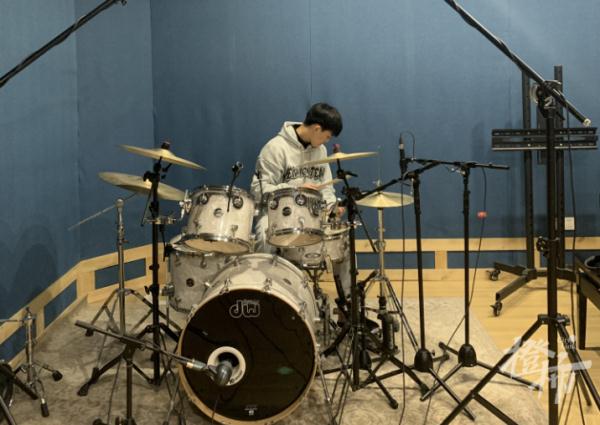 超燃!杭州高三学生写了首歌,听完热血沸腾 超燃!杭州高三学生写了首歌,听完热血沸腾