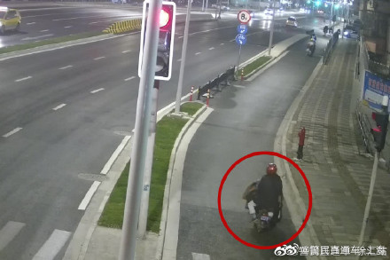 为做“代驾司机”居然去偷“折叠电动车”