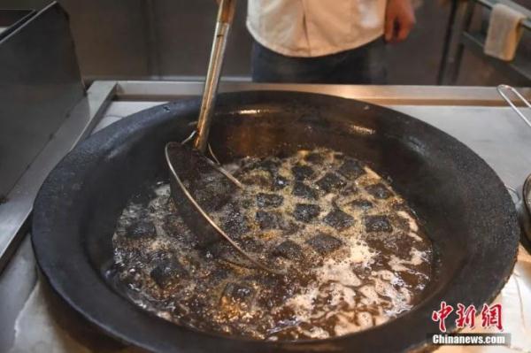 螺蛳粉在台湾“越禁越要吃”，这些重口食物两岸都爱！