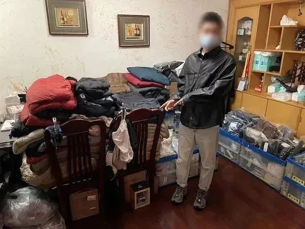 七五折买全新名牌正品？二手平台薅的羊毛，来源竟是...