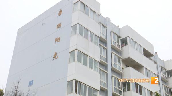 疑遭投毒,昆明一小区4只狗一夜暴毙!警方已介入调查 疑遭投毒,昆明一小区4只狗一夜暴毙!警方已介入调查