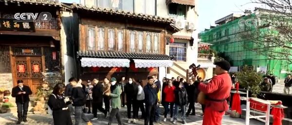 奋进的春天 | 旅游业复苏回暖 多地景区客流量大增