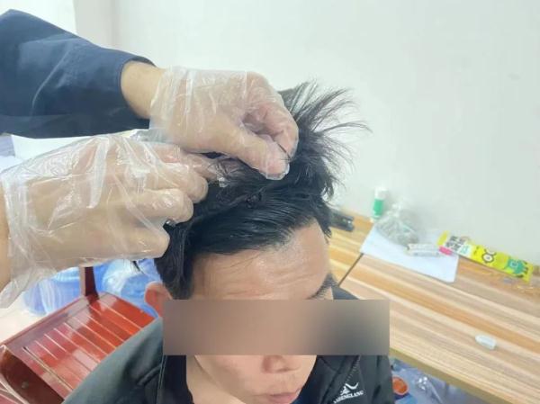 假发之下暗藏玄机！南宁一男子科目一考试作弊被抓