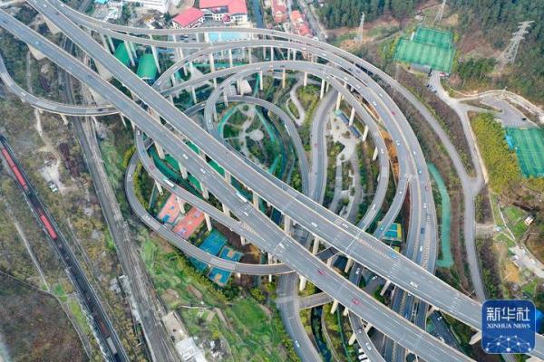 空中俯瞰贵阳黔春立交桥 空中俯瞰贵阳黔春立交桥