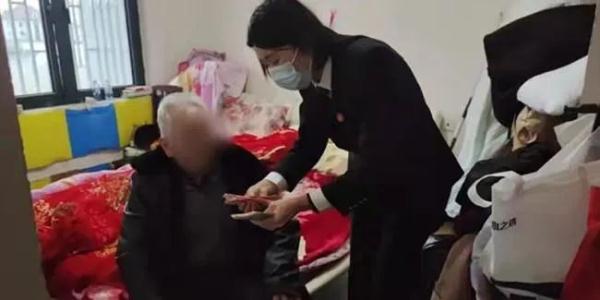 让申请人和被执行人都拿到钱，她是怎么做到的？