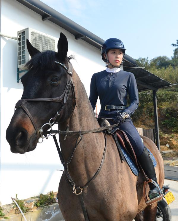 太飒了！福州美少女亮相全国赛场！