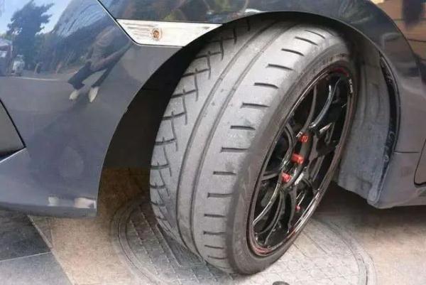 停车时方向盘未回正,可能会导致哪些部件“受损”! 停车时方向盘未回正,可能会导致哪些部件“受损”!