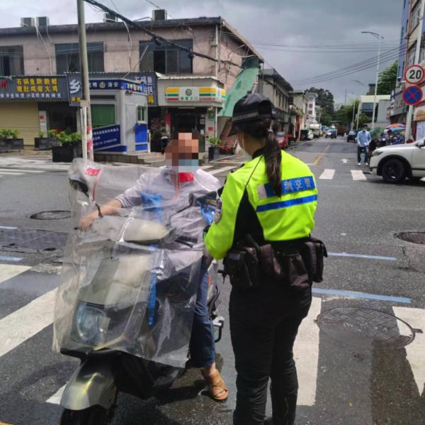 @深圳人，这种车千万坐不得！
