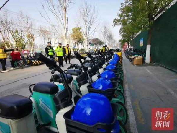 明天开始!骑共享电单车要求戴头盔,还有…… 明天开始!骑共享电单车要求戴头盔,还有……